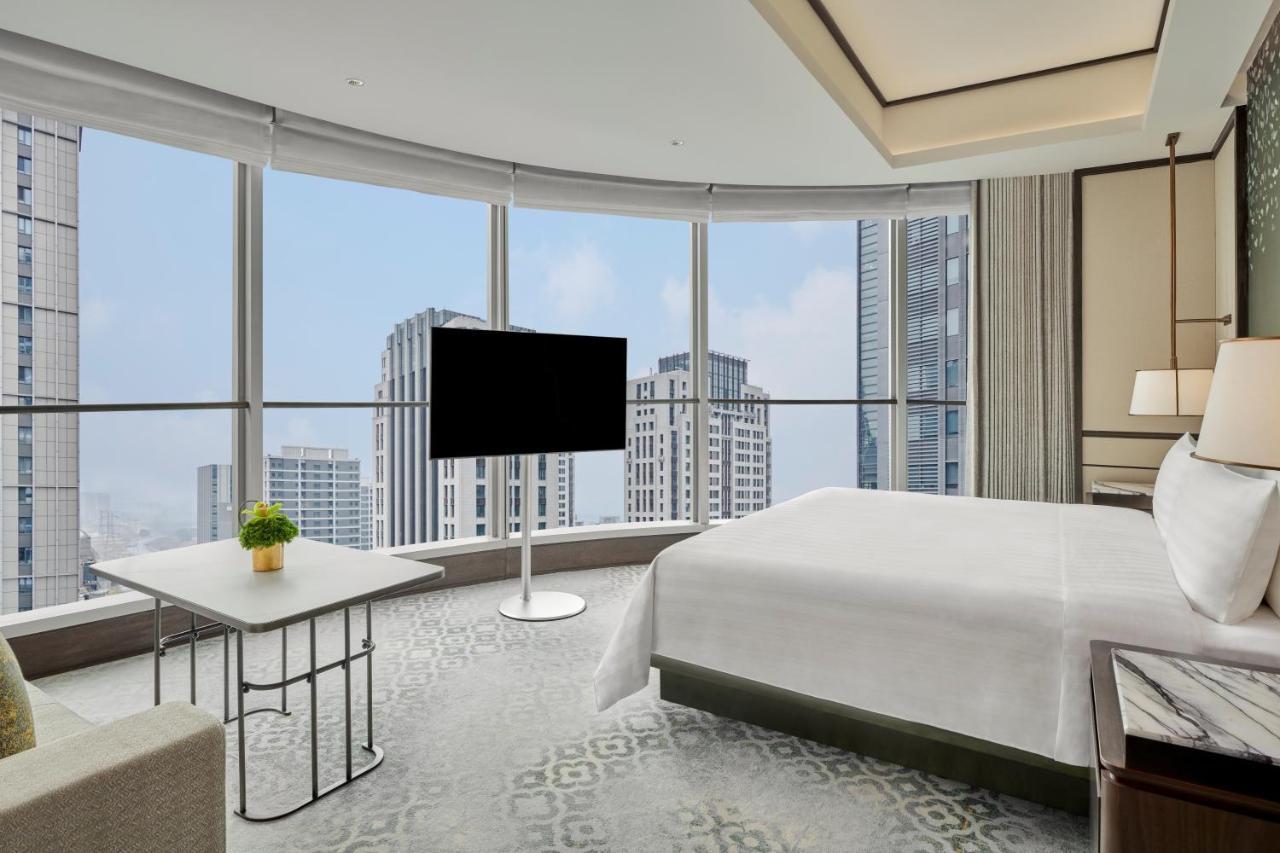 Shangri-la Qiantan, Khách sạn