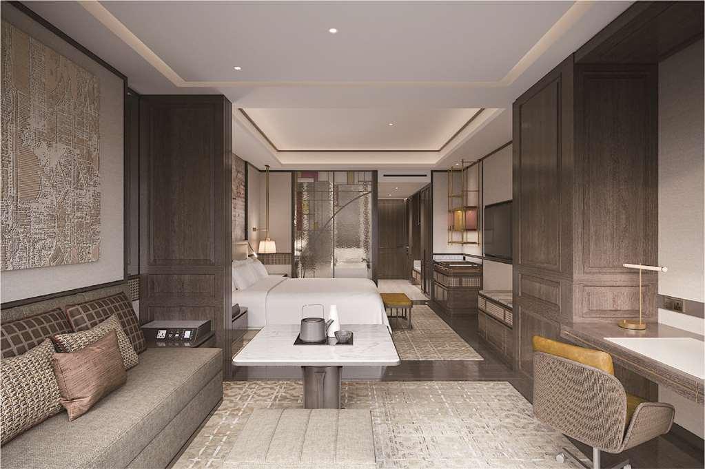 Shangri-la Qiantan, Hotel