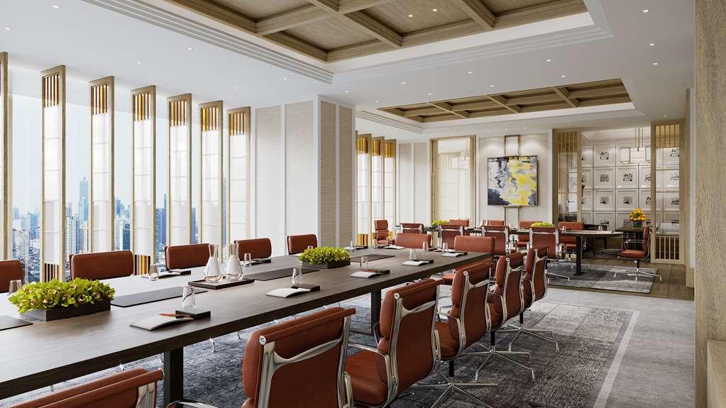 Shangri-la Qiantan, Khách sạn Thượng Hải